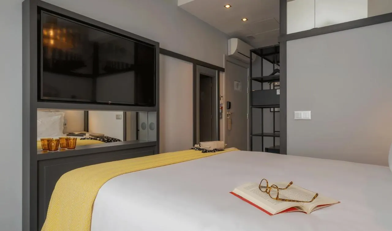 Pousada Alfama Lisbon Hotel