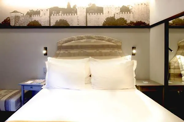 Pousada Alfama Lisbon Hotel